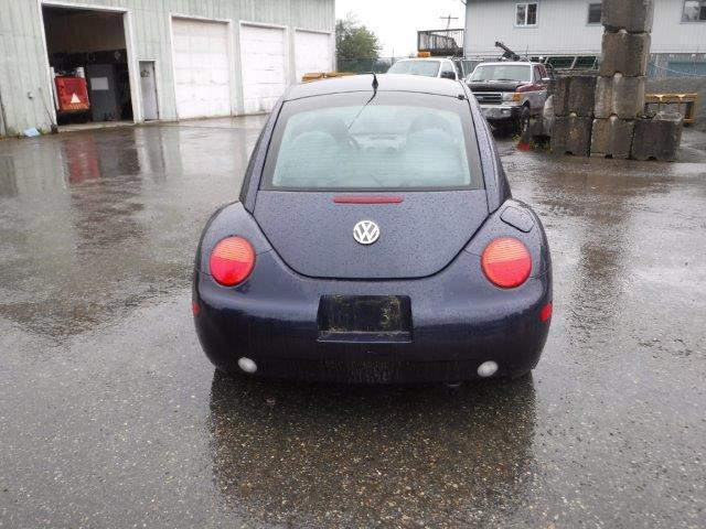 3VWBA21C4YM498476 - 2000 VOLKSWAGEN NEW BEETLE GL BLUE photo 6