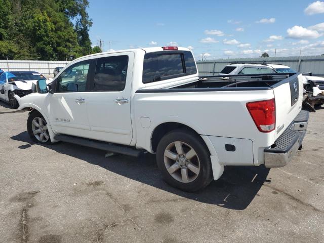1N6AA0EC9BN323597 - 2011 NISSAN TITAN S 白色 照片 2