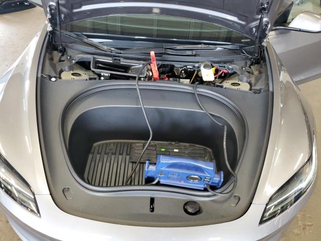 5YJ3E1EB3SF020598 - 2025 TESLA MODEL 3 灰色 照片 11