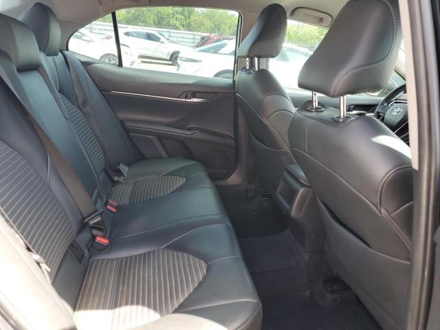 4T1B11HK7JU117906 - 2018 TOYOTA CAMRY L BLACK photo 10