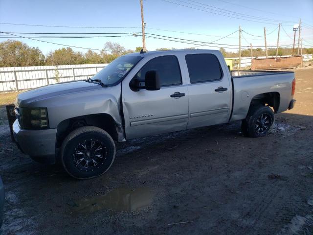 3GCPCREAXBG128661 - 2011 CHEVROLET SILVERADO C1500  LS SILVER photo 1