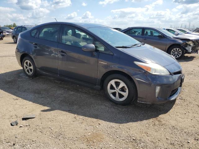 JTDKN3DU7D1686952 - 2013 TOYOTA PRIUS ნაცრისფერი ფოტო 4