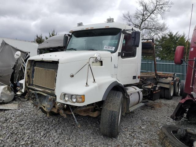 4V5KC9GF67N444799 - 2007 VOLVO VHD WHITE photo 2