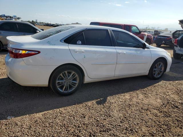 4T1BF1FK4GU214901 - 2016 TOYOTA CAMRY LE თეთრი ფოტო 3