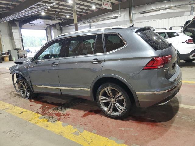 3VV2B7AX4JM218059 - 2018 VOLKSWAGEN TIGUAN SE ნაცრისფერი ფოტო 2