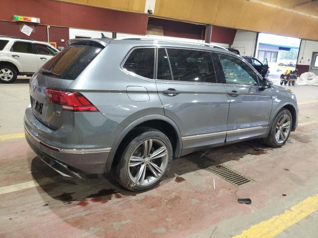 3VV2B7AX4JM218059 - 2018 VOLKSWAGEN TIGUAN SE ნაცრისფერი ფოტო 3