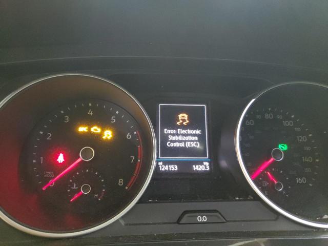 3VV2B7AX4JM218059 - 2018 VOLKSWAGEN TIGUAN SE ნაცრისფერი ფოტო 9