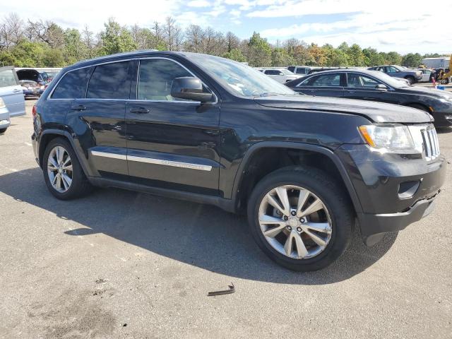 1J4RR4GGXBC645791 - 2011 JEEP GRAND CHEROKEE LAREDO BLACK photo 4