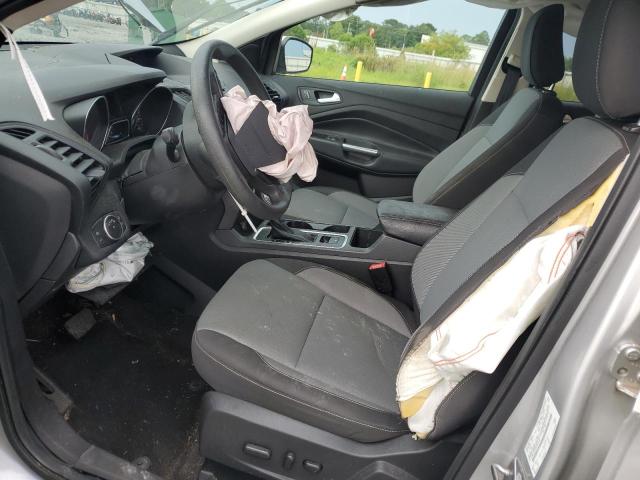 1FMCU0GD8JUB35307 - 2018 FORD ESCAPE SE Srebrny zdjęcie 7