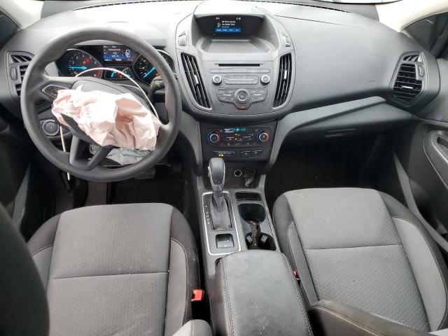 1FMCU0GD8JUB35307 - 2018 FORD ESCAPE SE Srebrny zdjęcie 8