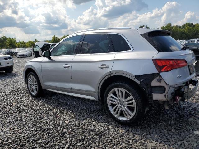 WA1BNAFY9J2152596 - 2018 AUDI Q5 PREMIUM PLUS SILVER photo 2