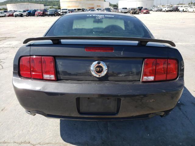 1ZVFT82H275302760 - 2007 FORD MUSTANG GT GRAY photo 6