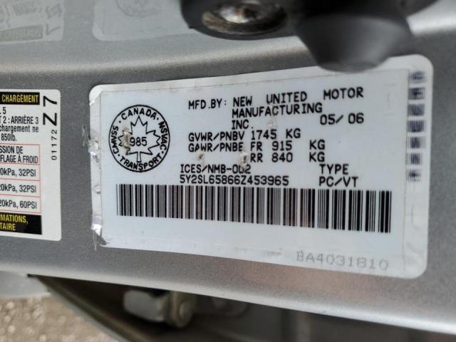 5Y2SL65866Z453965 - 2006 PONTIAC VIBE 银色 照片 13