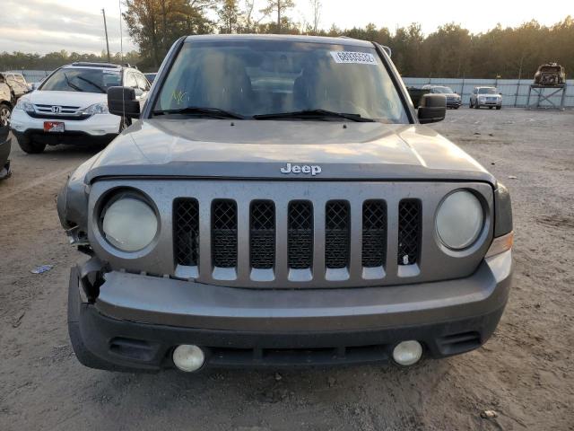 1C4NJPFA9CD686449 - 2012 JEEP PATRIOT LATITUDE GRAY photo 5