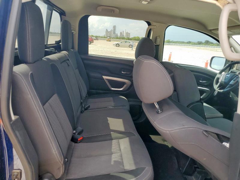 1N6AA1EC7NN104051 - 2022 NISSAN TITAN S BLUE photo 10