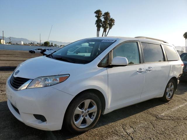 2014 TOYOTA SIENNA LE, 