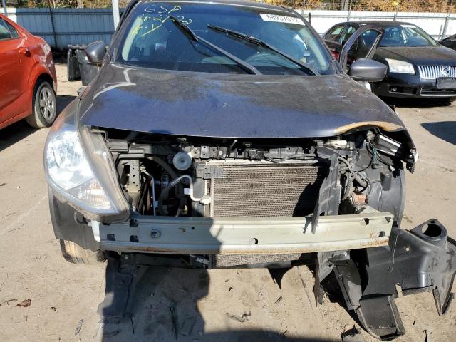 3N1CN7AP5GL866280 - 2016 NISSAN VERSA S GRAY photo 5