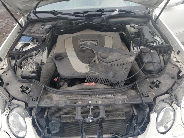 WDBUF87X18B254879 - 2008 MERCEDES-BENZ E 350 4MATIC WHITE photo 11