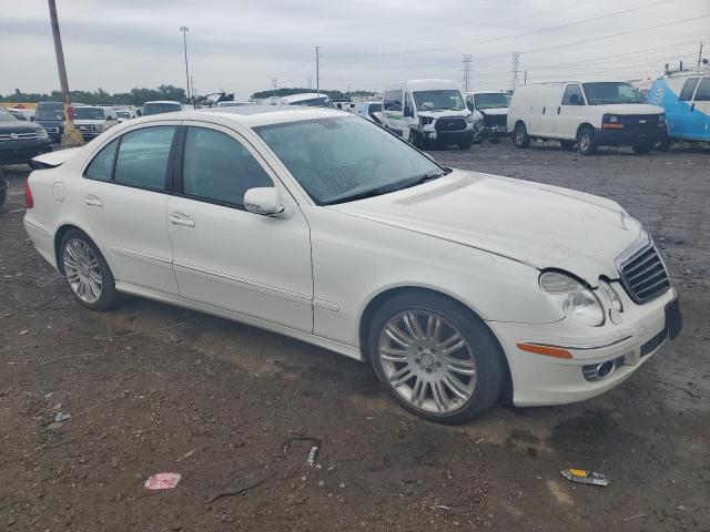 WDBUF87X18B254879 - 2008 MERCEDES-BENZ E 350 4MATIC WHITE photo 4
