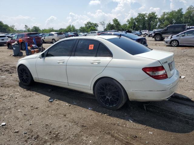 WDDGF8BB0BR162662 - 2011 MERCEDES-BENZ C 300 4MATIC WHITE photo 2