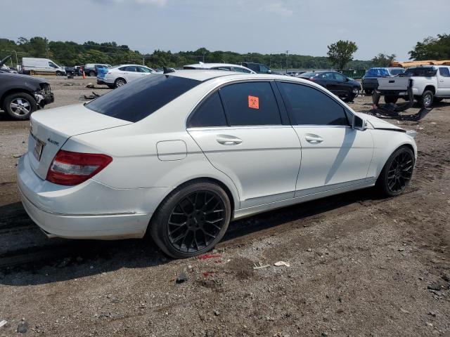 WDDGF8BB0BR162662 - 2011 MERCEDES-BENZ C 300 4MATIC WHITE photo 3