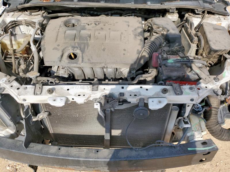 2T1BU4EE6BC690175 - 2011 TOYOTA COROLLA BASE أبيض صورة 11