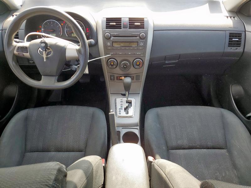 2T1BU4EE6BC690175 - 2011 TOYOTA COROLLA BASE أبيض صورة 8