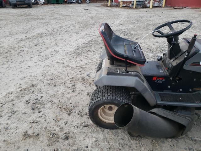 BILLOFSALEONLY111 - 2010 CRAF LAWNMOWER GRAY photo 6