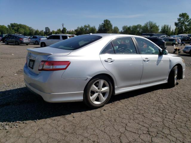 4T1BF3EK5BU185155 - 2011 TOYOTA CAMRY BASE SILVER photo 3