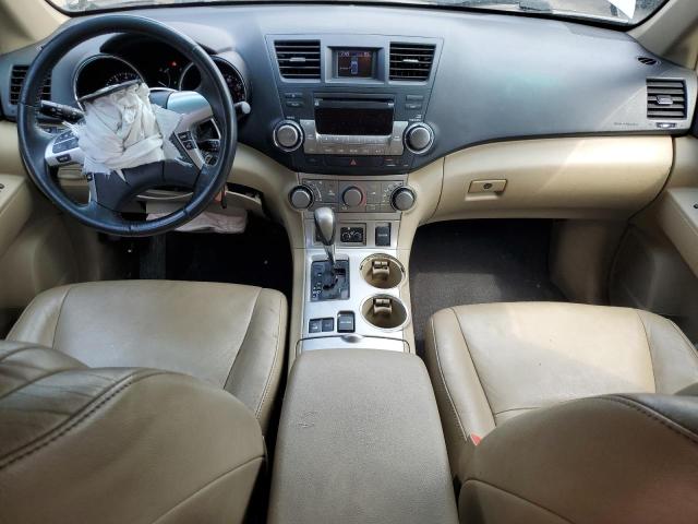 5TDBK3EH3CS117396 - 2012 TOYOTA HIGHLANDER BASE Зелений фото 8