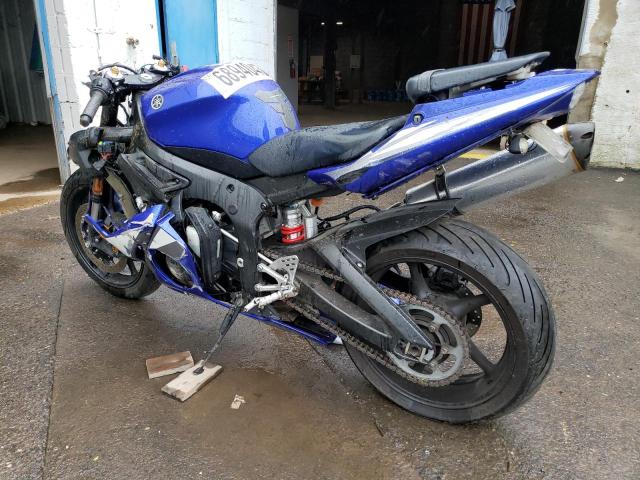 JYARJ06E45A029862 - 2005 YAMAHA YZFR6 L BLUE photo 3