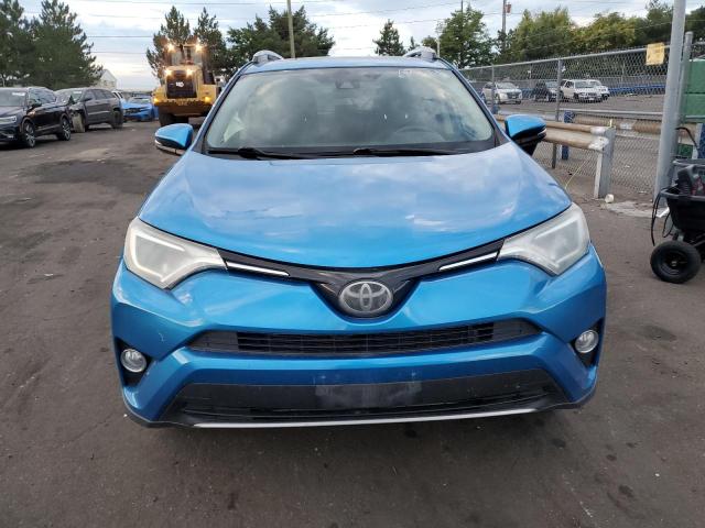 JTMRFREV4JJ199287 - 2018 TOYOTA RAV4 ADVENTURE BLUE photo 5