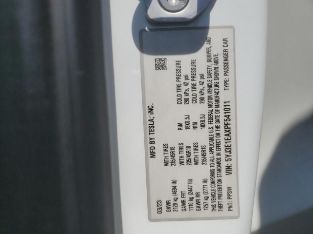 5YJ3E1EAXPF541011 - 2023 TESLA MODEL 3 白色 照片 13
