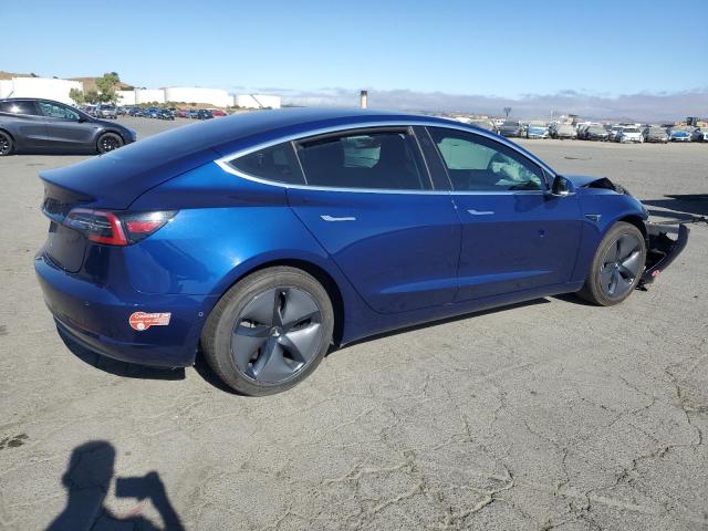 5YJ3E1EA5JF040325 - 2018 TESLA MODEL 3 BLUE photo 3