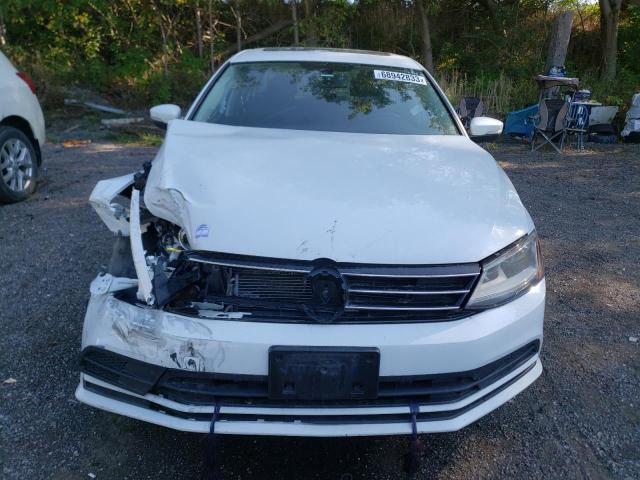 3VWDB7AJ0HM360225 - 2017 VOLKSWAGEN JETTA SE WHITE photo 5