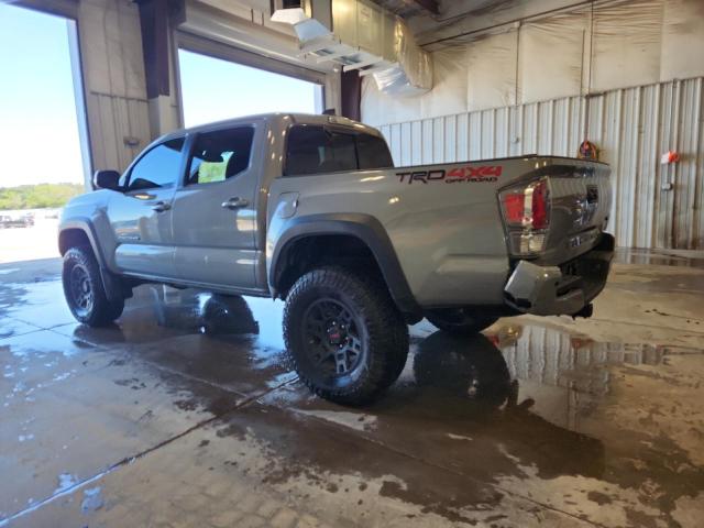 3TMCZ5AN6LM368257 - 2020 TOYOTA TACOMA DOUBLE CAB GRAY photo 2