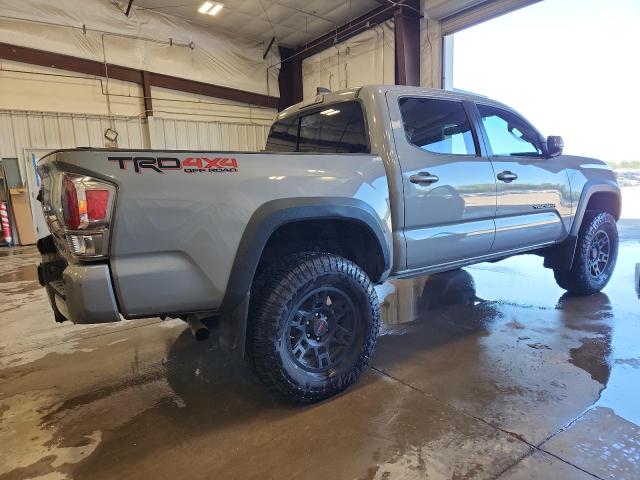 3TMCZ5AN6LM368257 - 2020 TOYOTA TACOMA DOUBLE CAB GRAY photo 3