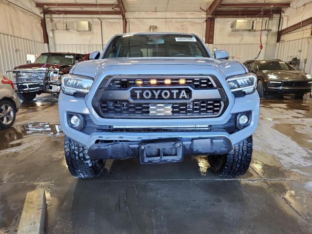 3TMCZ5AN6LM368257 - 2020 TOYOTA TACOMA DOUBLE CAB GRAY photo 5