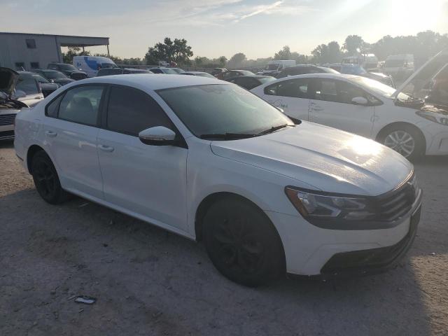 1VWAA7A34JC045359 - 2018 VOLKSWAGEN PASSAT S Biały zdjęcie 4