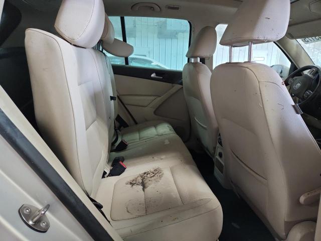 WVGBV3AX1DW567159 - 2013 VOLKSWAGEN TIGUAN S 银色 照片 11