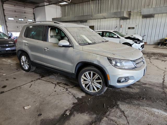 WVGBV3AX1DW567159 - 2013 VOLKSWAGEN TIGUAN S 银色 照片 4