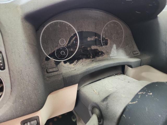 WVGBV3AX1DW567159 - 2013 VOLKSWAGEN TIGUAN S 银色 照片 9