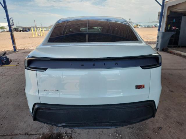 7SAYGDEE3TF329732 - 2026 TESLA MODEL Y WHITE photo 6