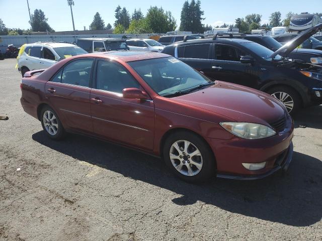 4T1BE30K95U400423 - 2005 TOYOTA CAMRY LE RED photo 4
