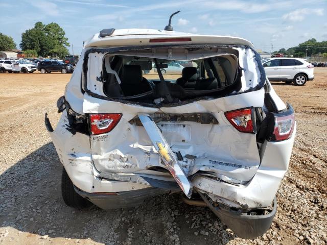 1GNKRHKD6GJ302014 - 2016 CHEVROLET TRAVERSE LT WHITE photo 6