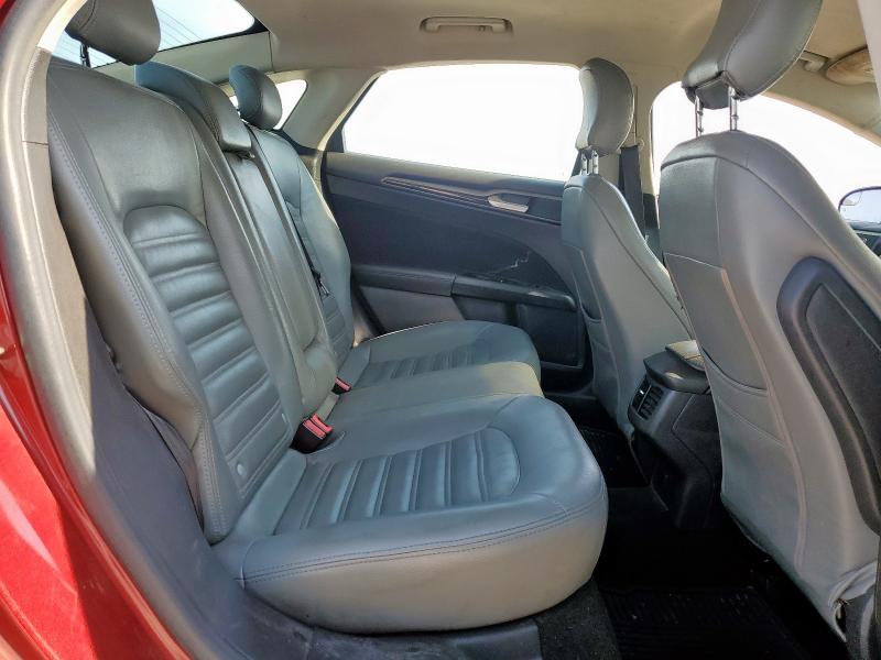 3FA6P0H7XGR302323 - 2016 FORD FUSION SE RED photo 10
