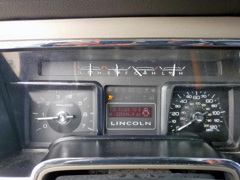 5LMJJ2H56EEL04045 - 2014 LINCOLN NAVIGATOR CHARCOAL photo 9