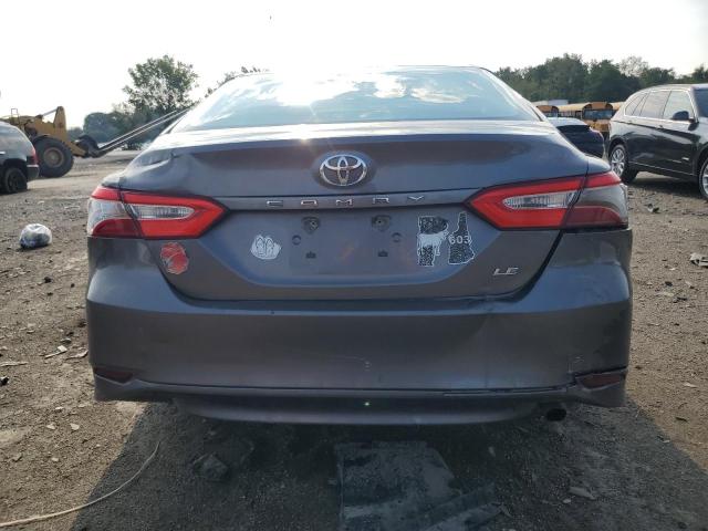 4T1B11HK9JU639338 - 2018 TOYOTA CAMRY L 灰色 照片 6