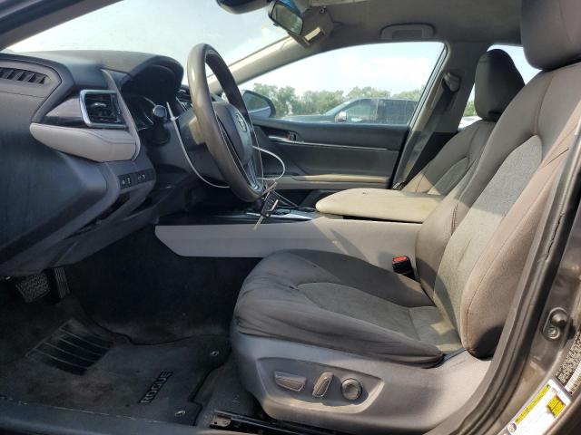 4T1B11HK9JU639338 - 2018 TOYOTA CAMRY L 灰色 照片 7