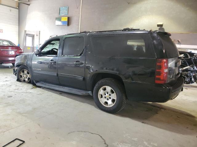 1GNSKJE71DR236986 - 2011 CHEVROLET SUBURBAN K1500 LT GRAY photo 2